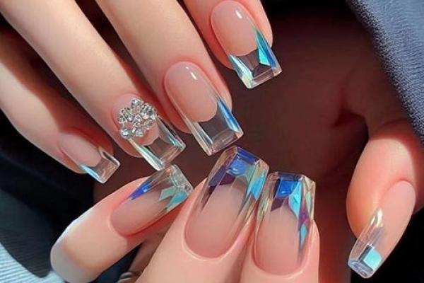 根据指甲形状揭秘:冠绝富贵命的秘密指甲! 根据指甲形状揭秘:冠绝富贵命的秘密指甲!