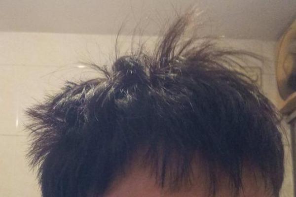 男人头发粗硬的命运解析:揭示发质与人生的奇妙关系 男人头发粗硬的命运解析:揭示发质与人生的奇妙关系