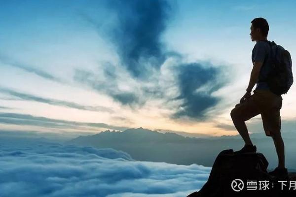 中庭短的女人:命运与自我价值的碰撞 中庭短的女人:命运与自我价值的碰撞