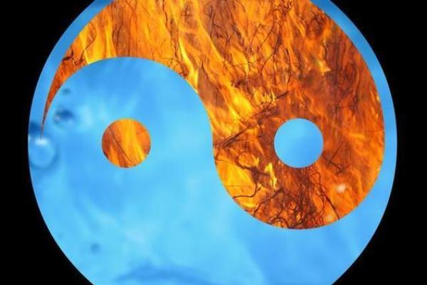 白云命与癸水命的区别:解析命理中的两种性格之境 白云命与癸水命的区别:解析命理中的两种性格之境