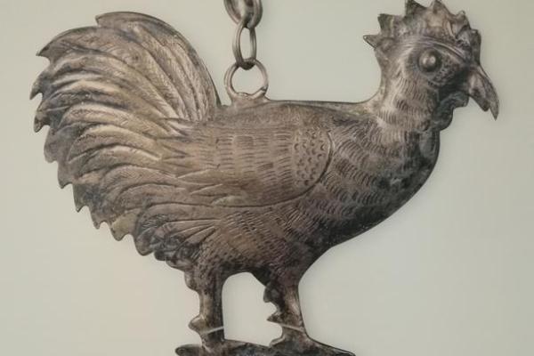 丁酉年出生的人命运解析:揭秘金鸡的神秘一生 丁酉年出生的人命运解析:揭秘金鸡的神秘一生