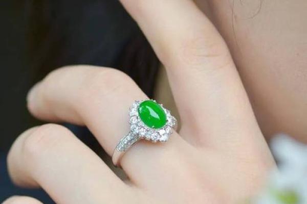 女命缺水,佩戴什么才能增运解除阻碍? 女命缺水,佩戴什么才能增运解除阻碍?