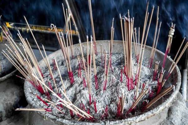 探索假童子命的神秘世界:揭开现象背后的真相与迷思 探索假童子命的神秘世界:揭开现象背后的真相与迷思