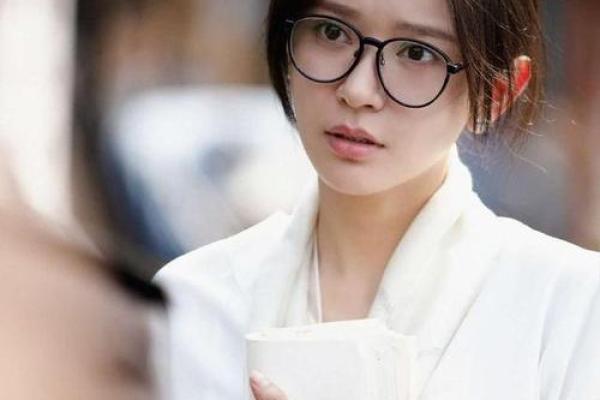 八字克子之人：命运的隐秘轨迹与生命的韧性