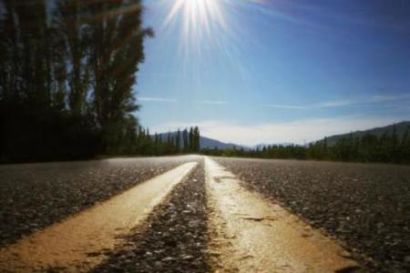 22岁男生命运的探索与思考：人生旅途的启示与选择