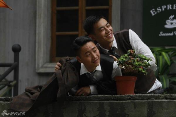 女命比肩的象征与兄弟情深的命理解读