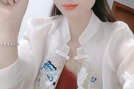 女人晚年命格解析：让我们一起探索岁月的积淀与智慧的光辉