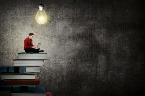 2016年冬月廿七的命运探索：解密人生的关键时刻