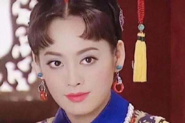 三白眼的女人：神秘命运与个性解析