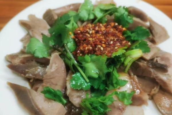 吃饭太快的人是什么命？揭秘饮食习惯背后的命运秘辛！