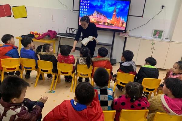 乞食嘴皇帝与动物交响曲：自然界的奇妙故事