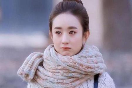 揭示女孩额头高的命格与性格特征，解锁她们的内在魅力！