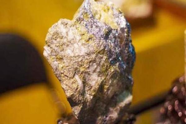 白腊金命男与其他命格的最佳配对解析