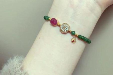 木命之人如何选择项链：提升运势的完美搭配