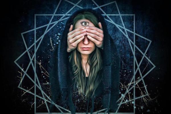 揭秘女人单纯的命格，让你看清内心的真实!