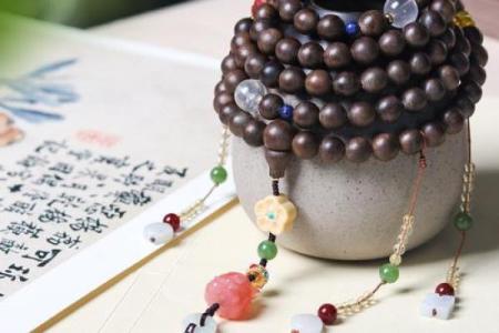 大林木命人的文玩之选：探寻最佳搭配，绽放独特魅力