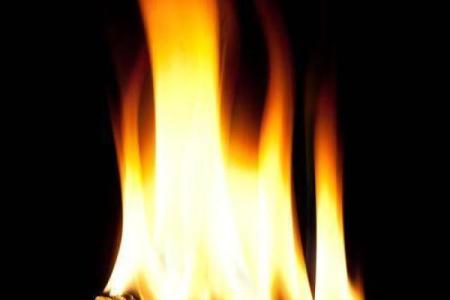 火命的人适合什么颜色钱包？探寻最吉利的搭配！