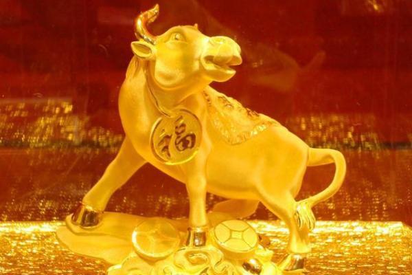 揭密女孩牛年辰时的命运：智慧与坚韧的结合！