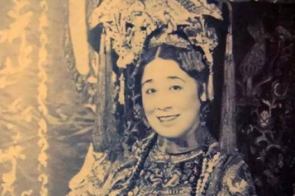 慈禧太后的短命之谜：揭开历史的面纱与命运的纠葛