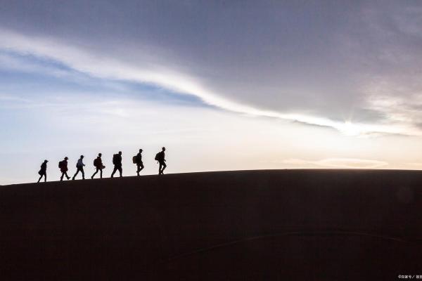 自我探索：通过属相颜色看人生的方向与机遇