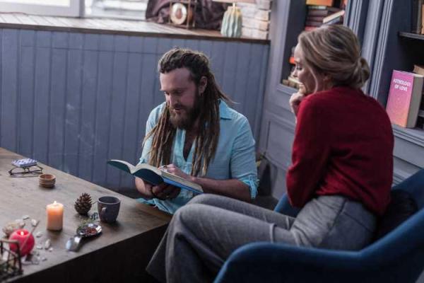 探索丙子乙亥日：命理与人生的深刻启示