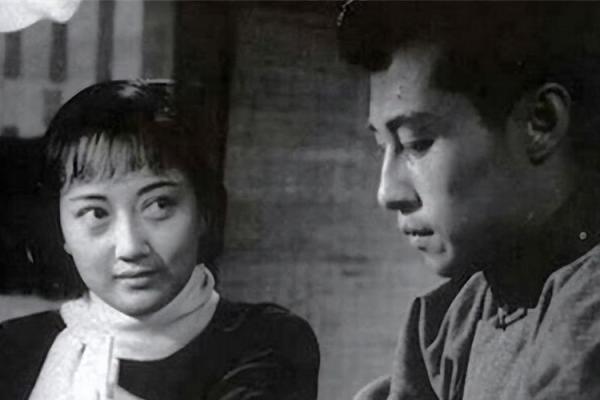 丈夫早逝,妻子如何面对命运的转折与重生? 丈夫早逝,妻子如何面对命运的转折与重生?