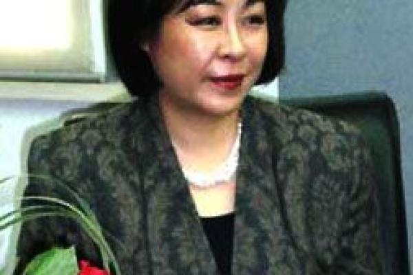 嫁入豪门：幸与不幸的命格揭秘