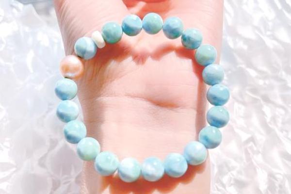 大海水命的神秘宝石:如何选择适合你的石头 大海水命的神秘宝石:如何选择适合你的石头