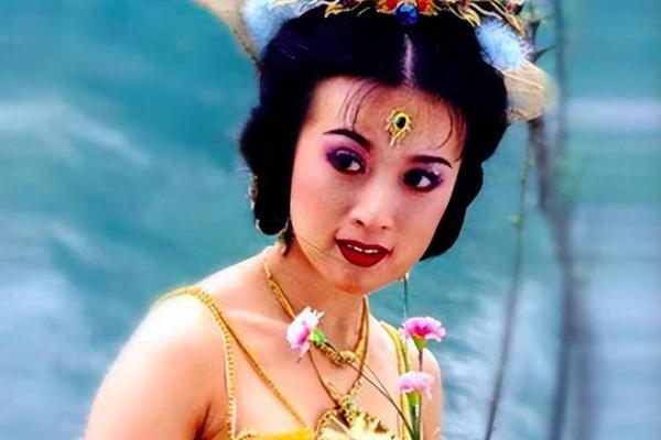 揭秘孔雀公主的命格搭配,助你开启美丽人生之路 揭秘孔雀公主的命格搭配,助你开启美丽人生之路