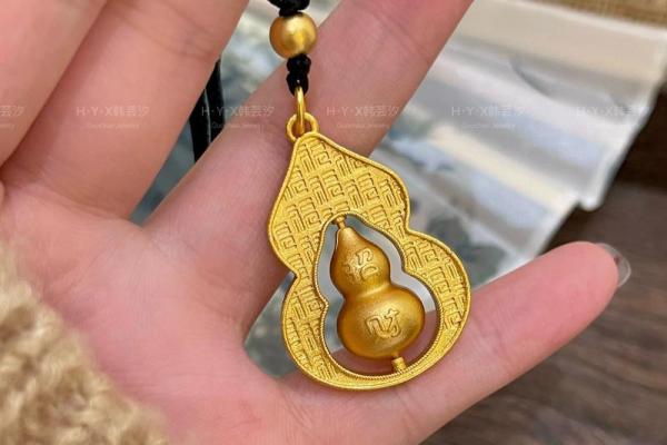 金命者最适合佩戴的项链，助你增运招财！