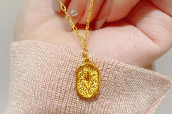 金命者最适合佩戴的项链，助你增运招财！