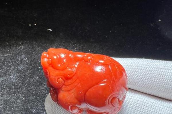 南红佩戴的命理解析：谁最适合？