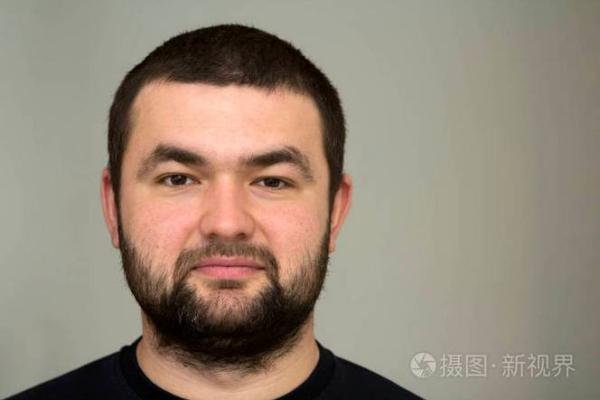 探秘黄色胡子：性格与命理的神奇联系