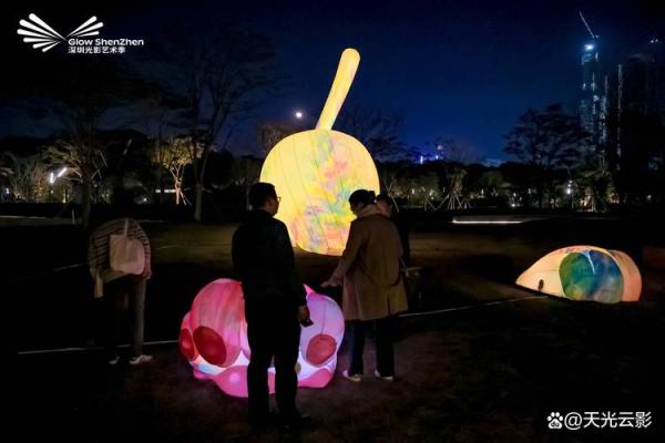 2014年：光影交错中的音乐与科技盛宴