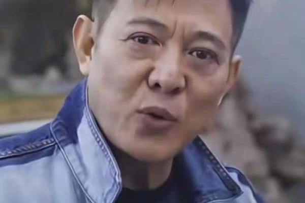 李连杰的逆境与成功：为何他的人生总是如此幸运？
