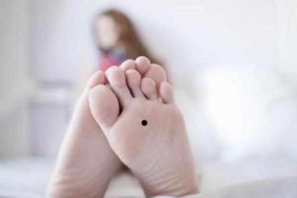 女人手大脚大有什么命运?探寻身形与人生的奥秘! 女人手大脚大有什么命运?探寻身形与人生的奥秘!