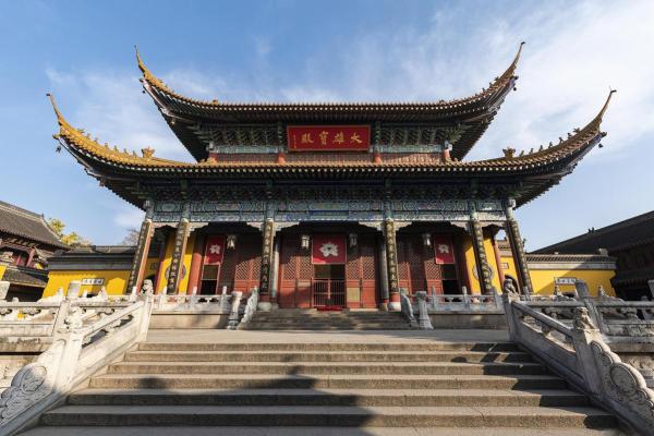 关于童子命:为何不能轻易走入寺庙的深层探讨 关于童子命:为何不能轻易走入寺庙的深层探讨