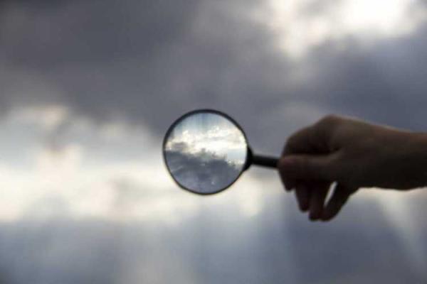 58年船底木命的命理解析与生活指南 58年船底木命的命理解析与生活指南