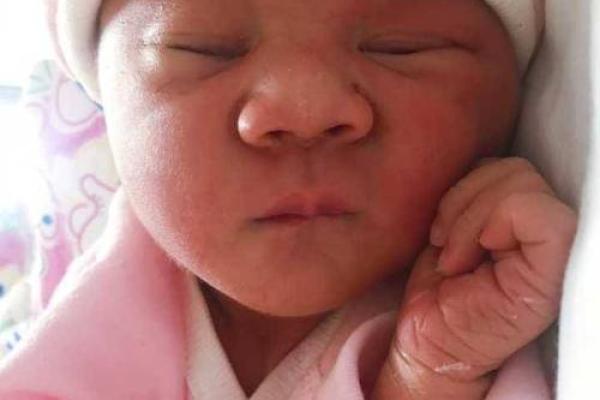 1999年出生的孩子：命运与未来的美好图景