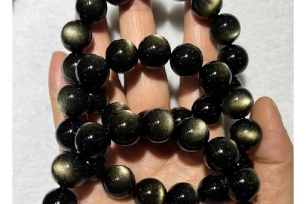 金命者的最佳选择：佩戴什么石头提升运势？