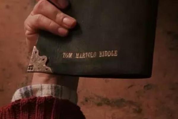 1998年出生的命运之旅：与众不同的灵魂探秘