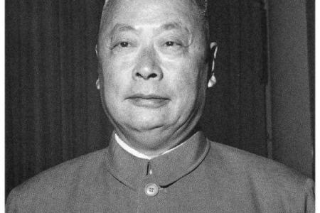 1967年11月的历史回顾：那个时代的风云变化与人们的生活