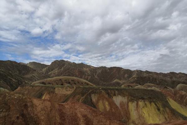 1982年冬月十九，见证了岁月的静好与足迹的传奇