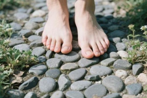 揭秘脚趾长度与命运的关系，了解你的命运密码！