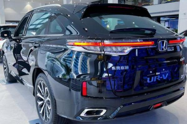 火命人适合的汽车品牌推荐，助你选择理想座驾！