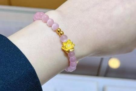 女命适合佩戴哪些首饰才能带来好运？