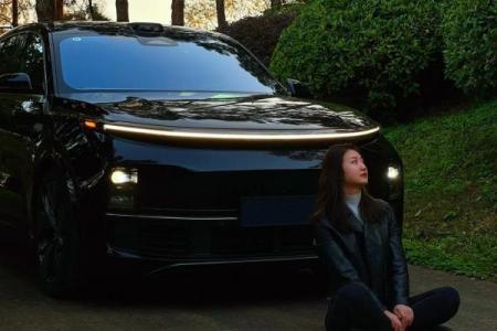 涧水命买车颜色解析：如何选择最合适的汽车颜色？