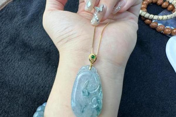 城墙土命人适合佩戴的吉祥物与饰品探秘