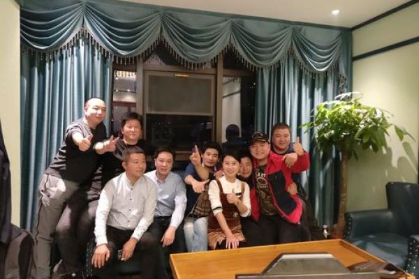 探秘龙命与凤命：古代命理学中的奇妙传说与人生启示