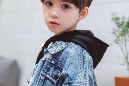 1980年男孩的命运解析：正月十二出生的独特人生秘密